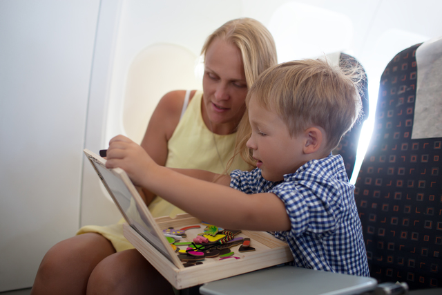 united airlines minor policy​